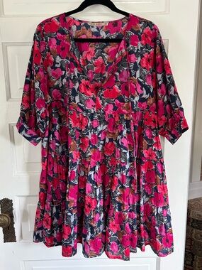 Dress Addict Tiered Floral Cotton Mini Dress in Black and Red. Size Medium